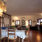 Villetta Mazzini Front Lake - Happy Rentals